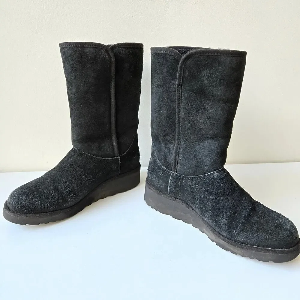 UGG Amie Women's Classic Slim Black Sheepskin Wedge Boots Casual Size US 5 EU 36